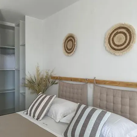 Avgi Cycladic Studio 2 * Парос